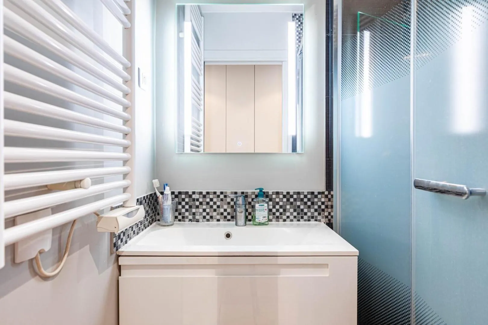 شقة Guestready - Tranquil Hideaway In The Vibrant 15Th باريس